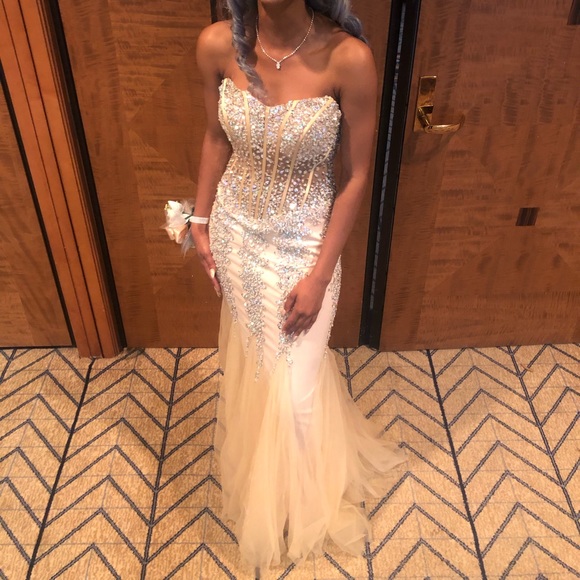 Nude/Silver Jovani Prom Dress